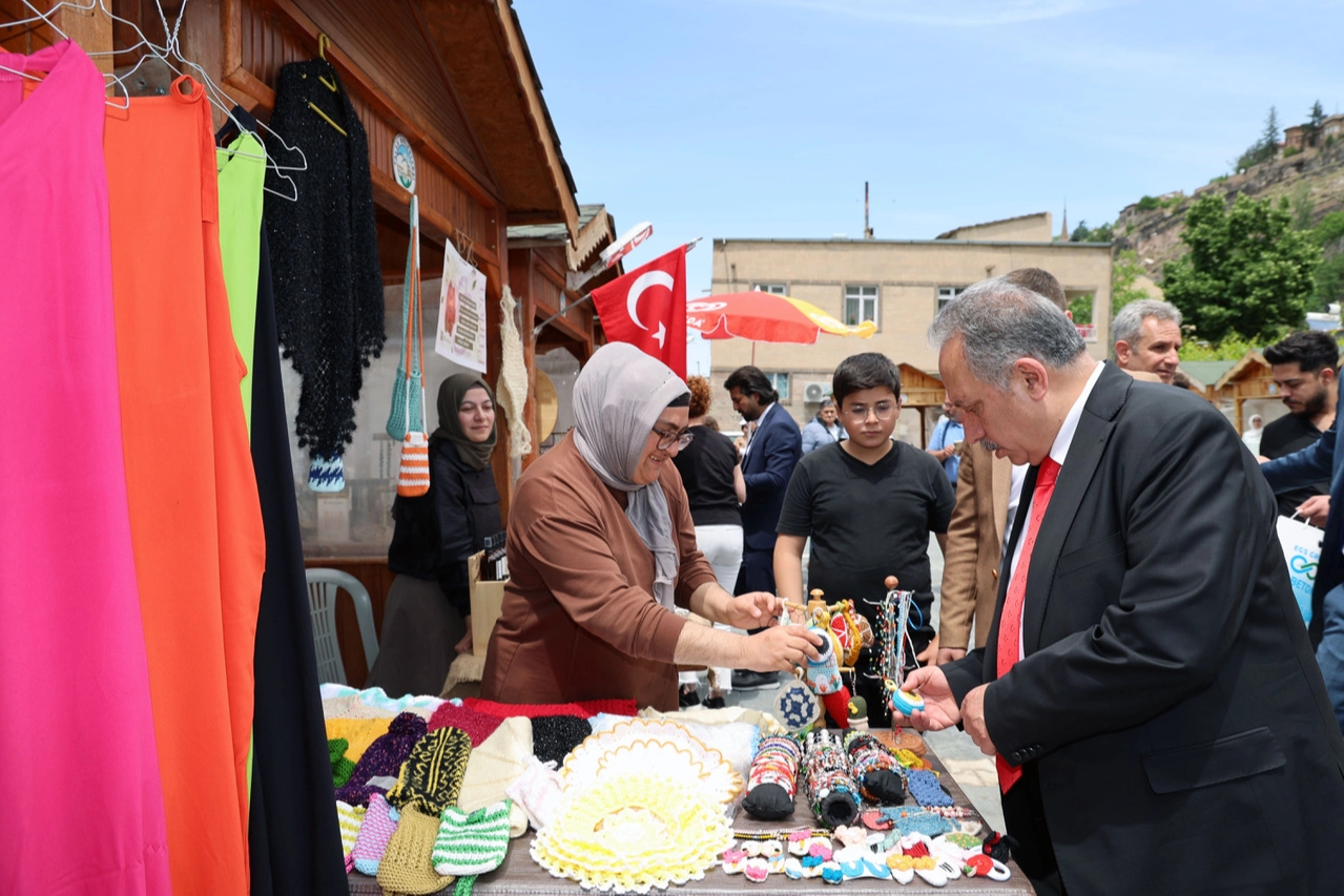 Kayseri Talas’ın ‘Maharetli Elleri’ yaza ‘merhaba’ diyecek