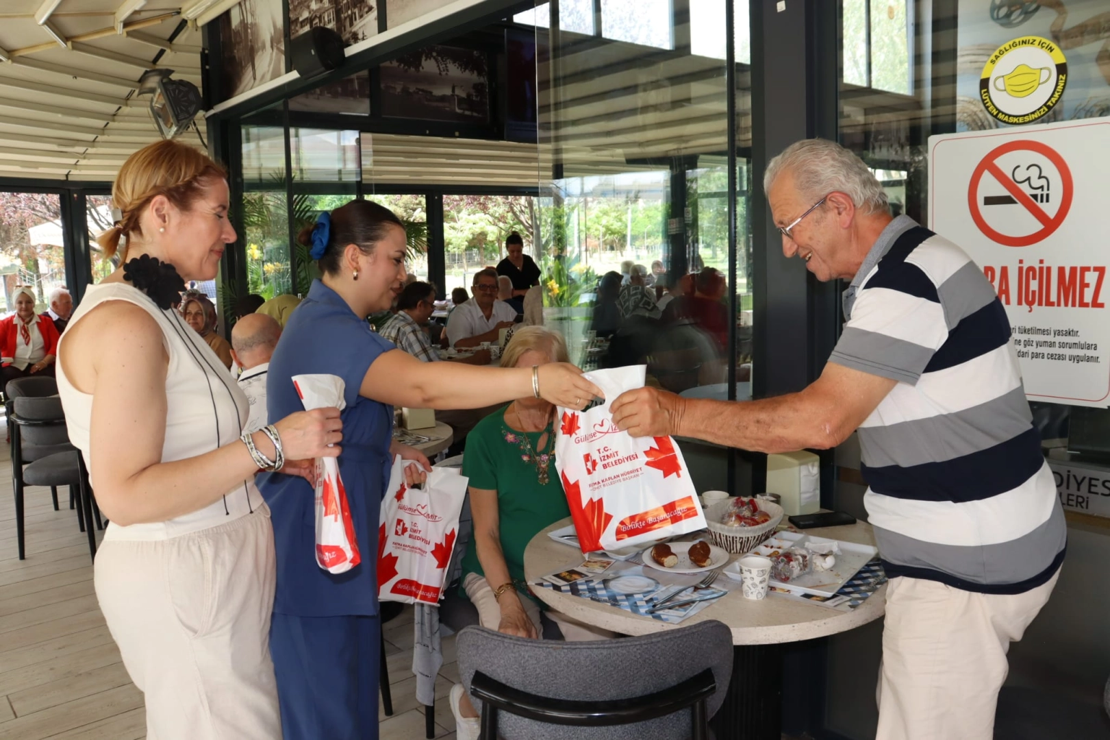 Kocaeli İzmit’te Babalar Günü’ne sevgi dolu kutlama