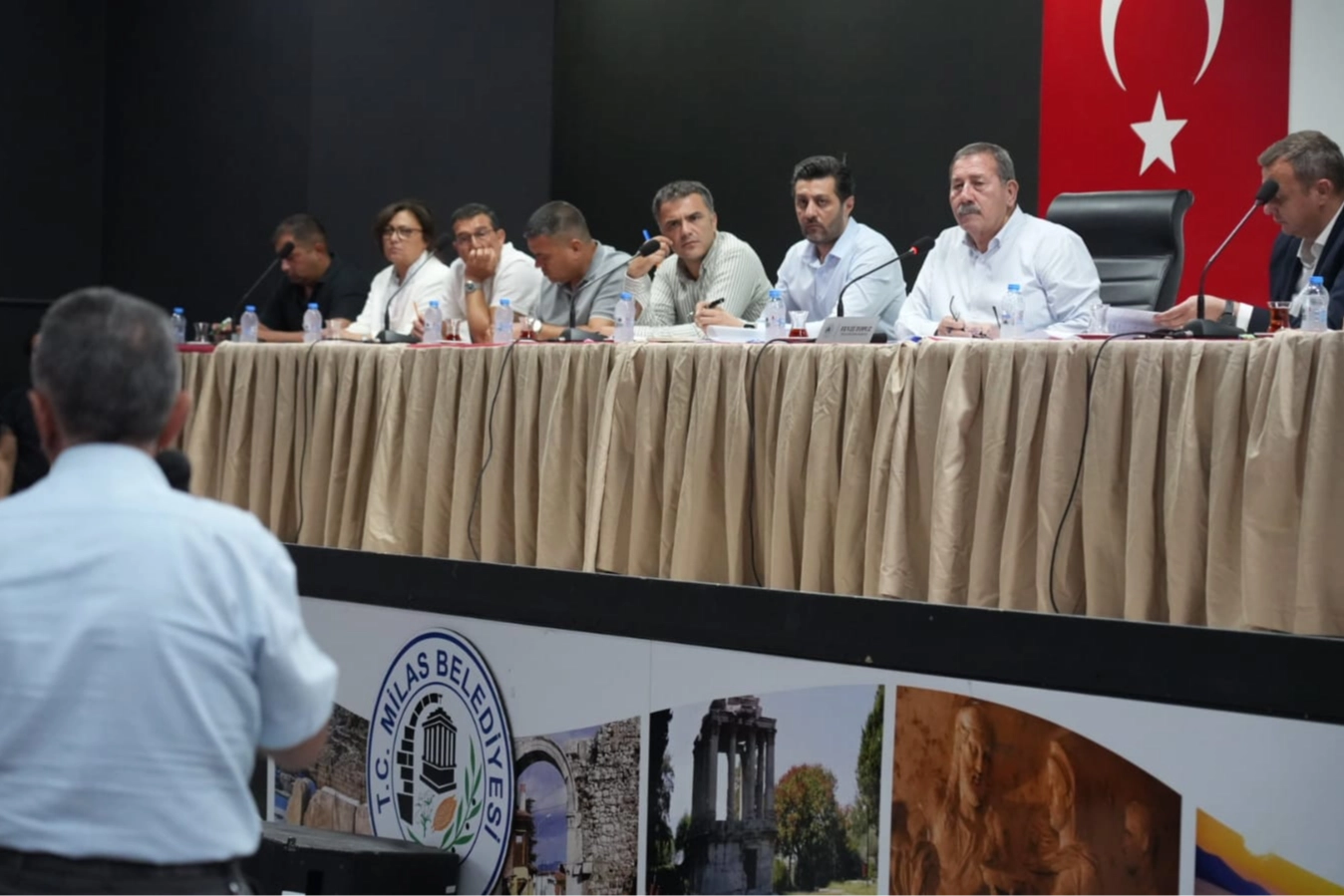 Muğla Milas’ta Başkan Topuz muhtarları dinledi