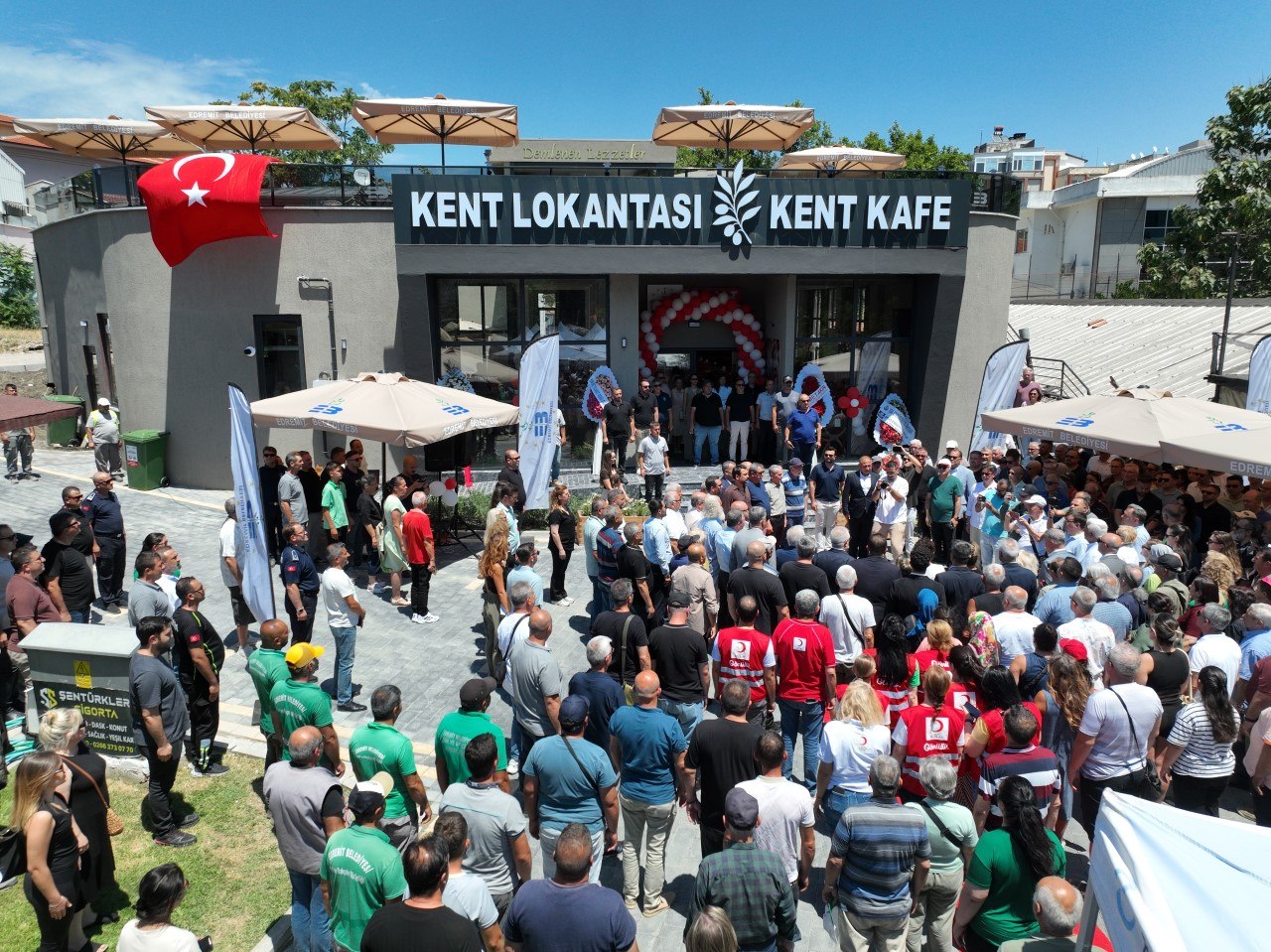 Kent Lokantası, Kent Kafe ve Halk Çay Bahçesi hizmete girdi