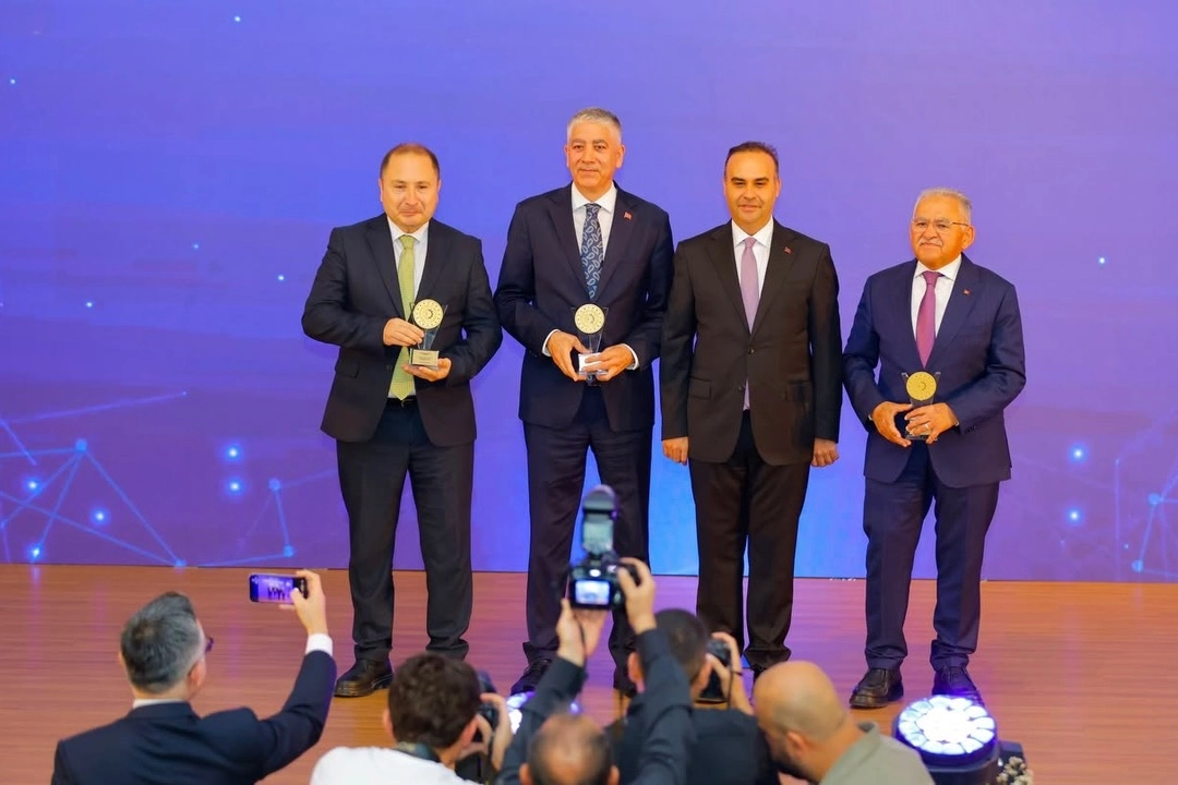 Kayseri Büyükşehir’e ‘RES’ ödülü