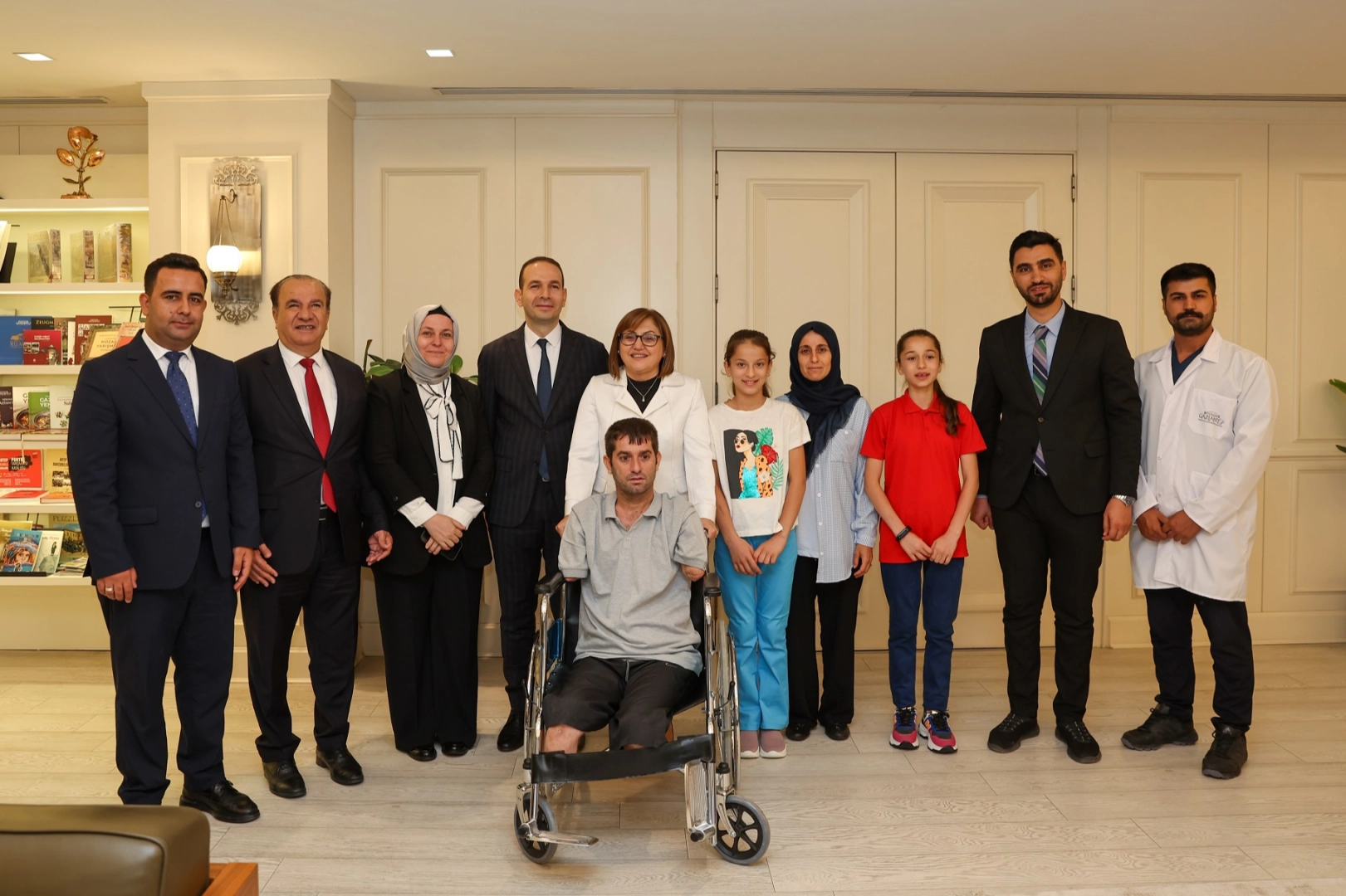 Gaziantep’te Başkan Şahin engelli Doğruyol’la bir araya geldi