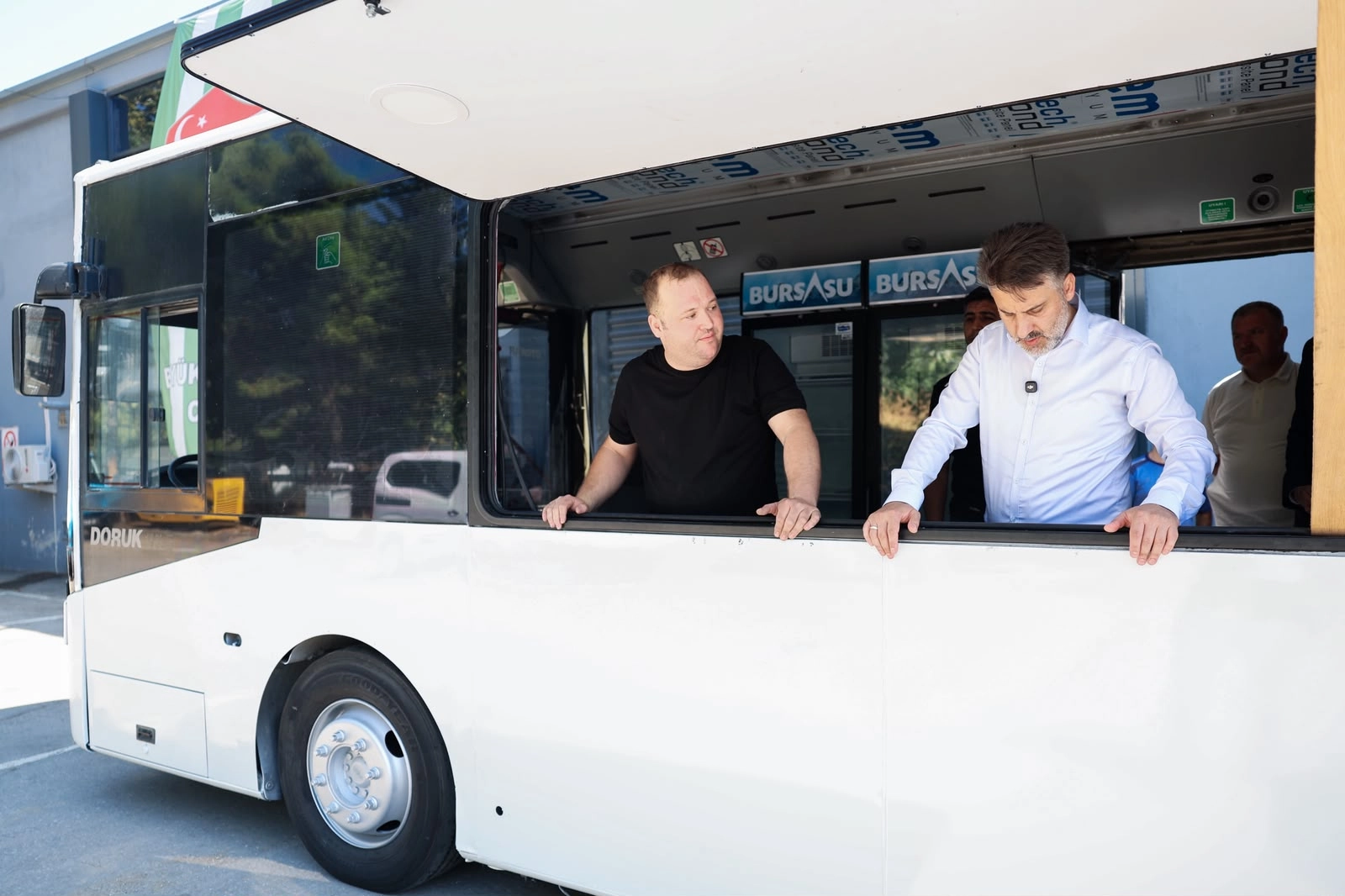 Bursa Büyükşehir’den afetlere hazır iki yeni mobil araç