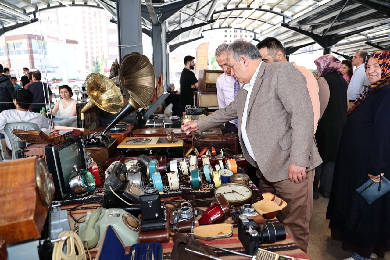 Antikacılar Kayseri Talas’ta buluşuyor