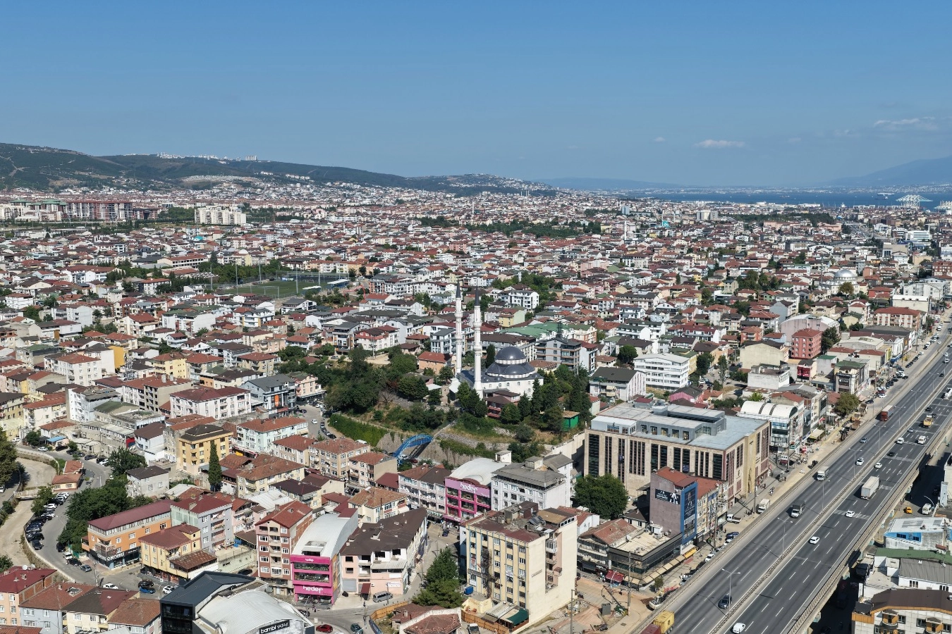 Kocaeli’de Körfez’in iki mahallesinde modern altyapı hamlesi
