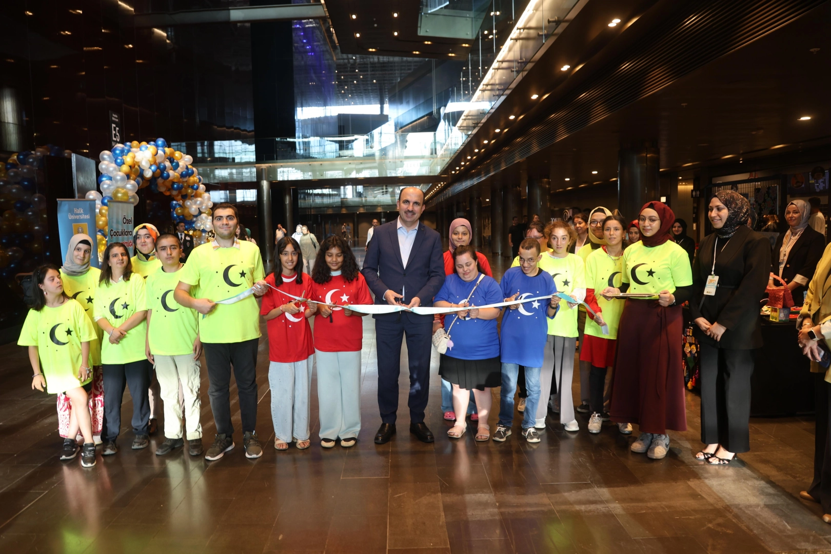 Konya’da “En Özel KOMEK’li”ler gönüllere dokundu