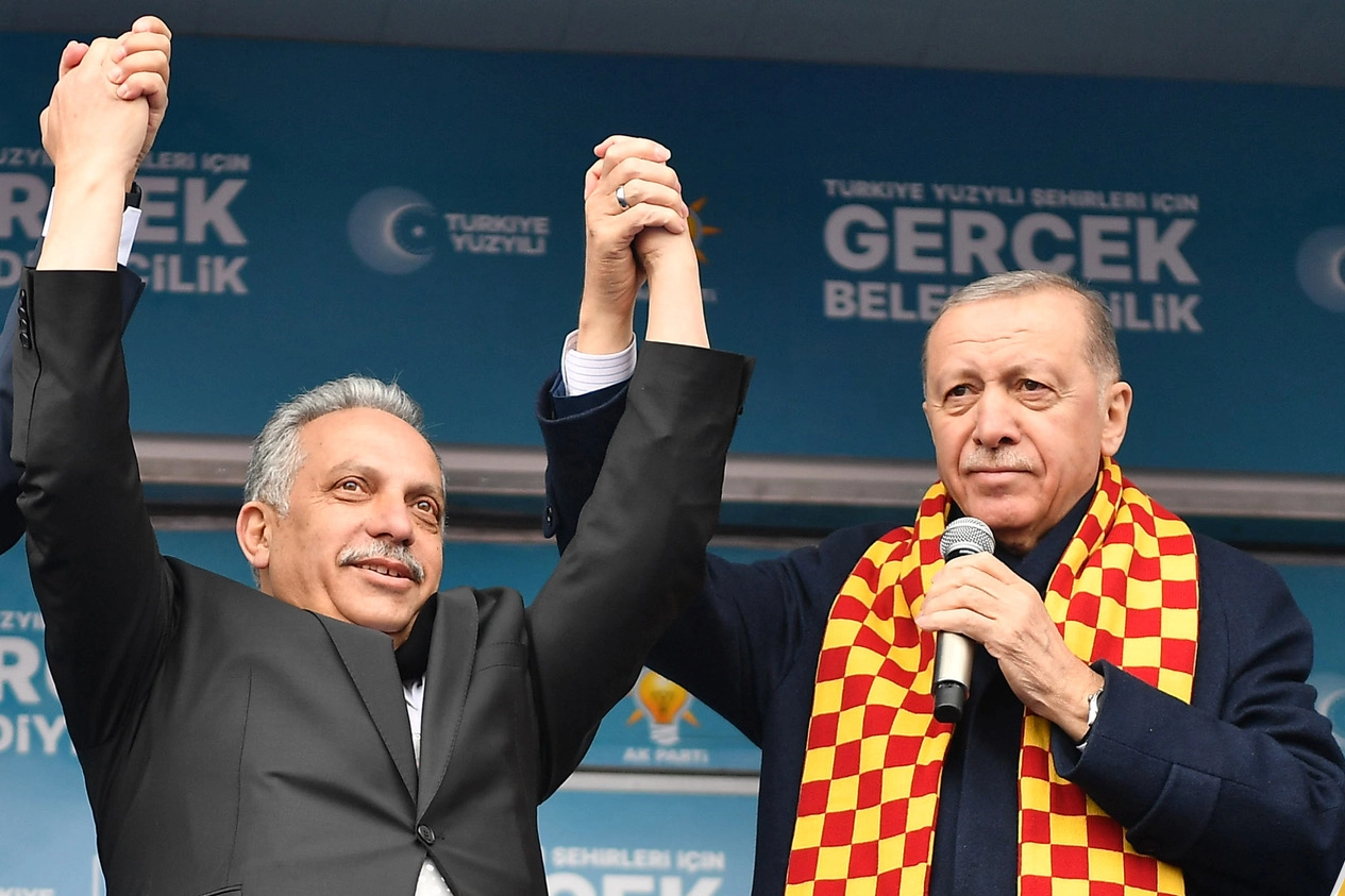 Mustafa Yalçın’dan ’25’nci Yıl’ mesajı
