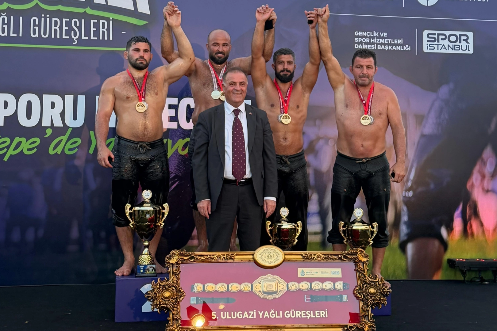 Orhan Okulu Ulugazi’nin yeni başpehlivanı oldu