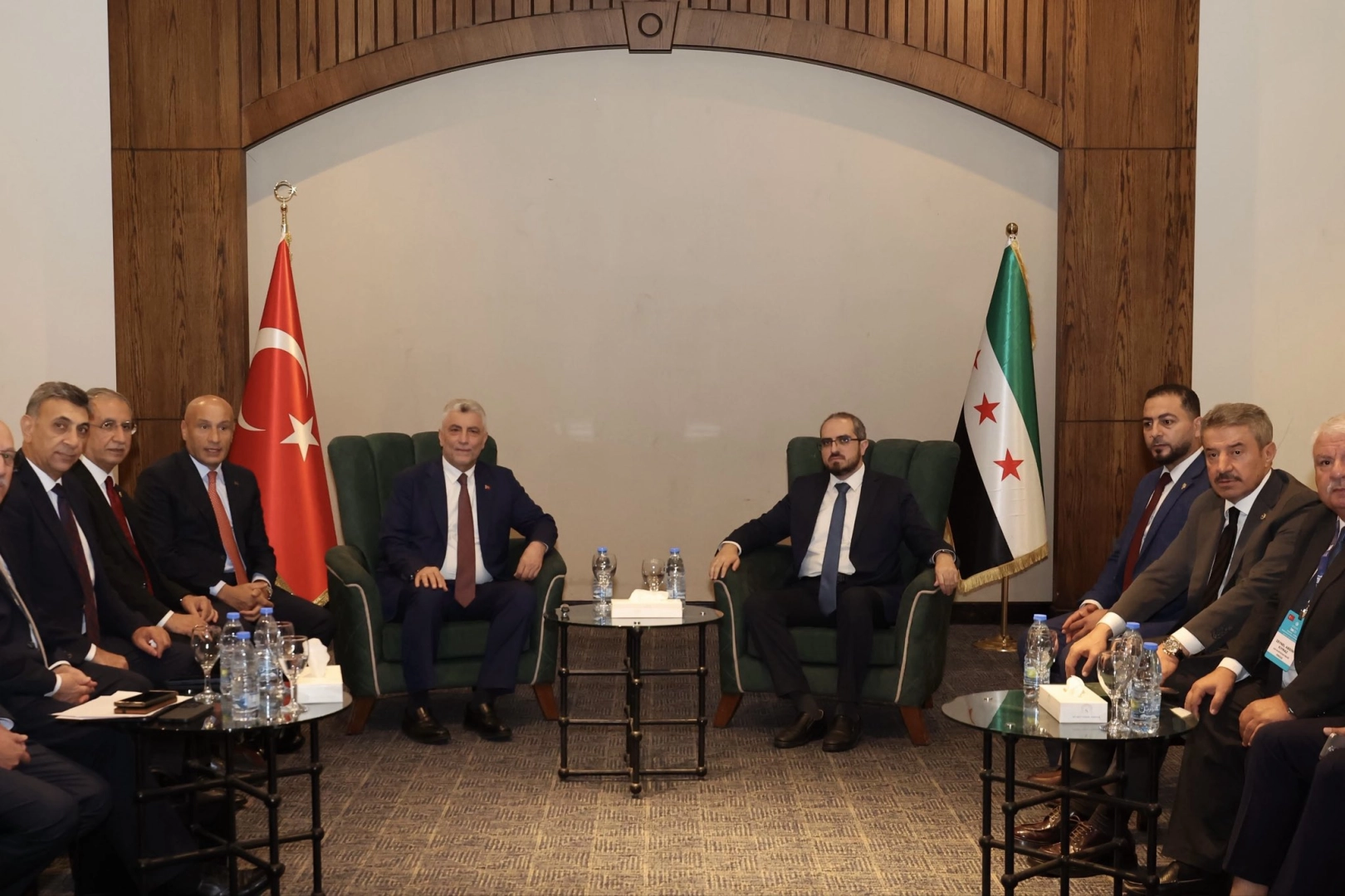 Ticaret Bakanı Bolat Şam’da… Yatırım Ajansı Başkanı Ramadan ile görüştü
