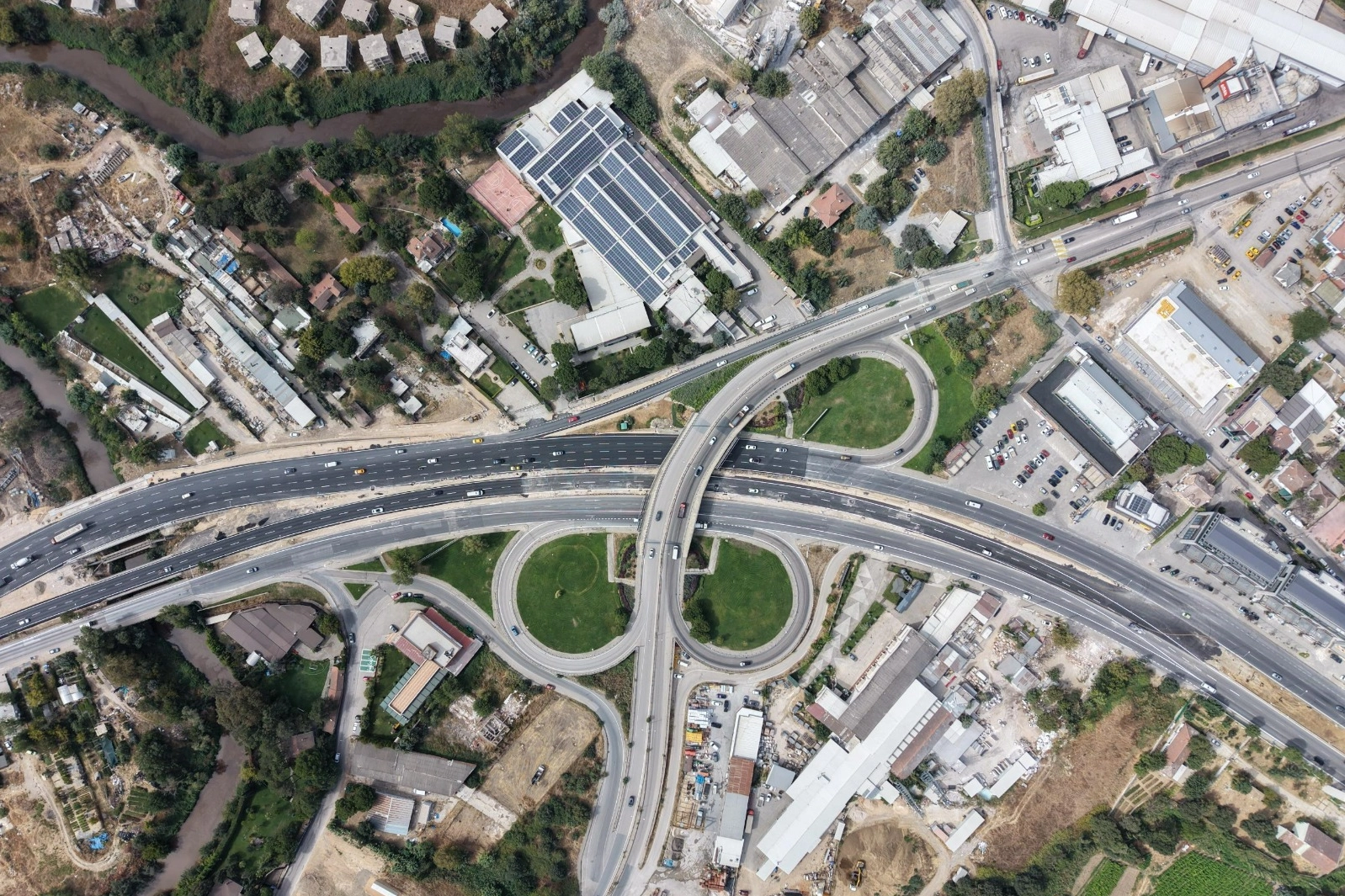 Başkan Vekili Biba sözünü tuttu… Geçit Köprüsü çift yönlü trafiğe açıldı