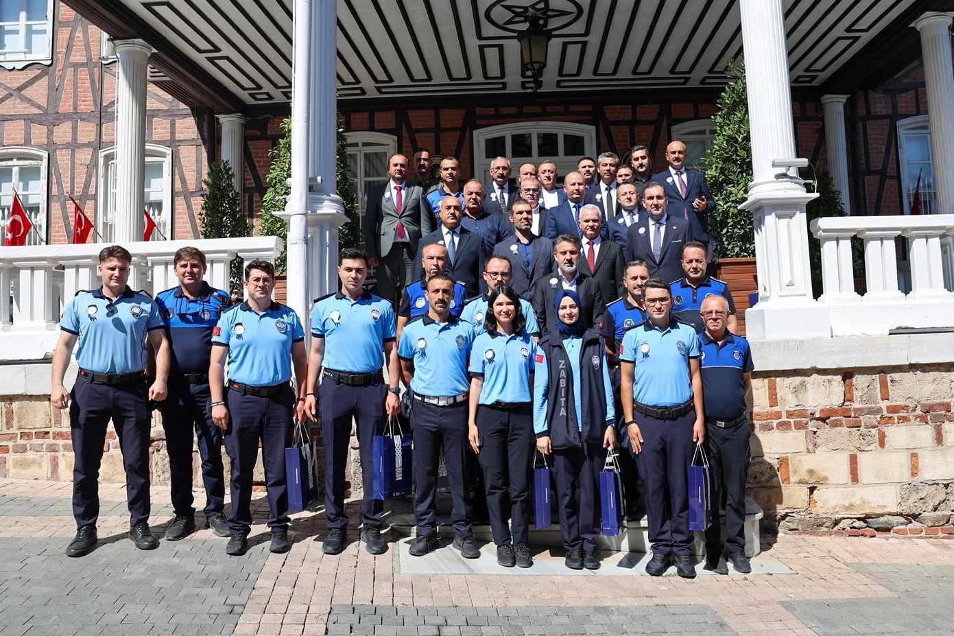 Bursa’da Başkan Vekili Biba’dan zabıtaya hakkaniyet talimatı