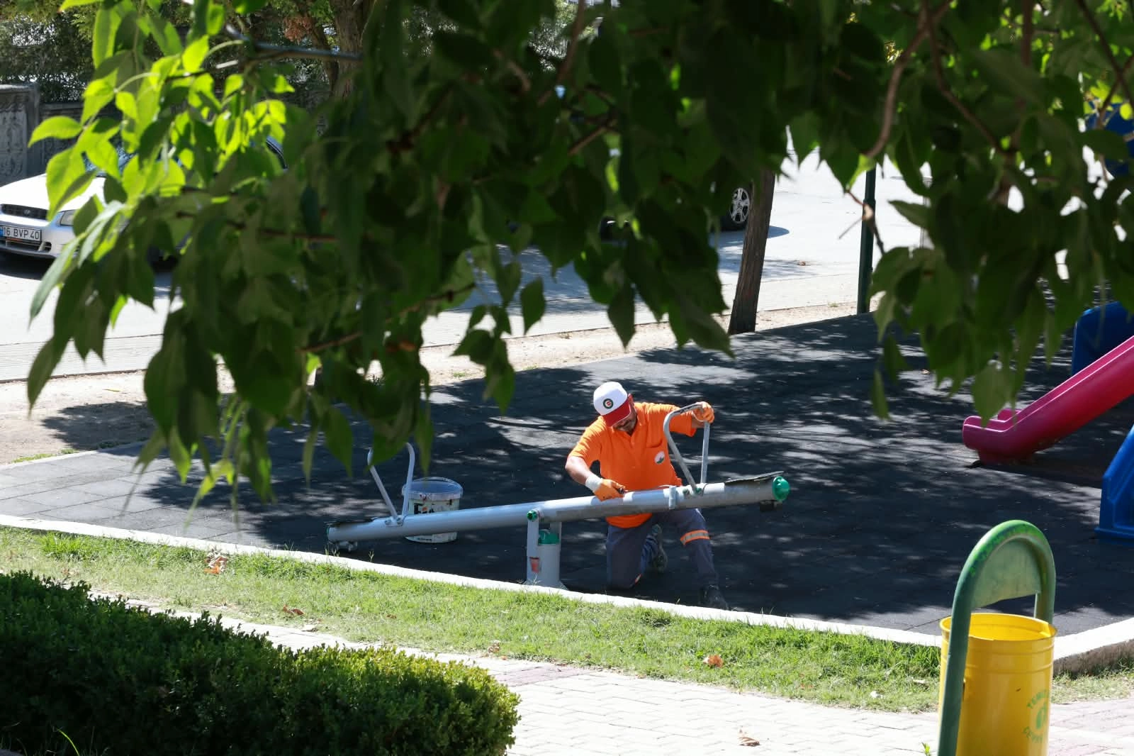 Bursa’da Osmangazi’de parklara yeni soluk