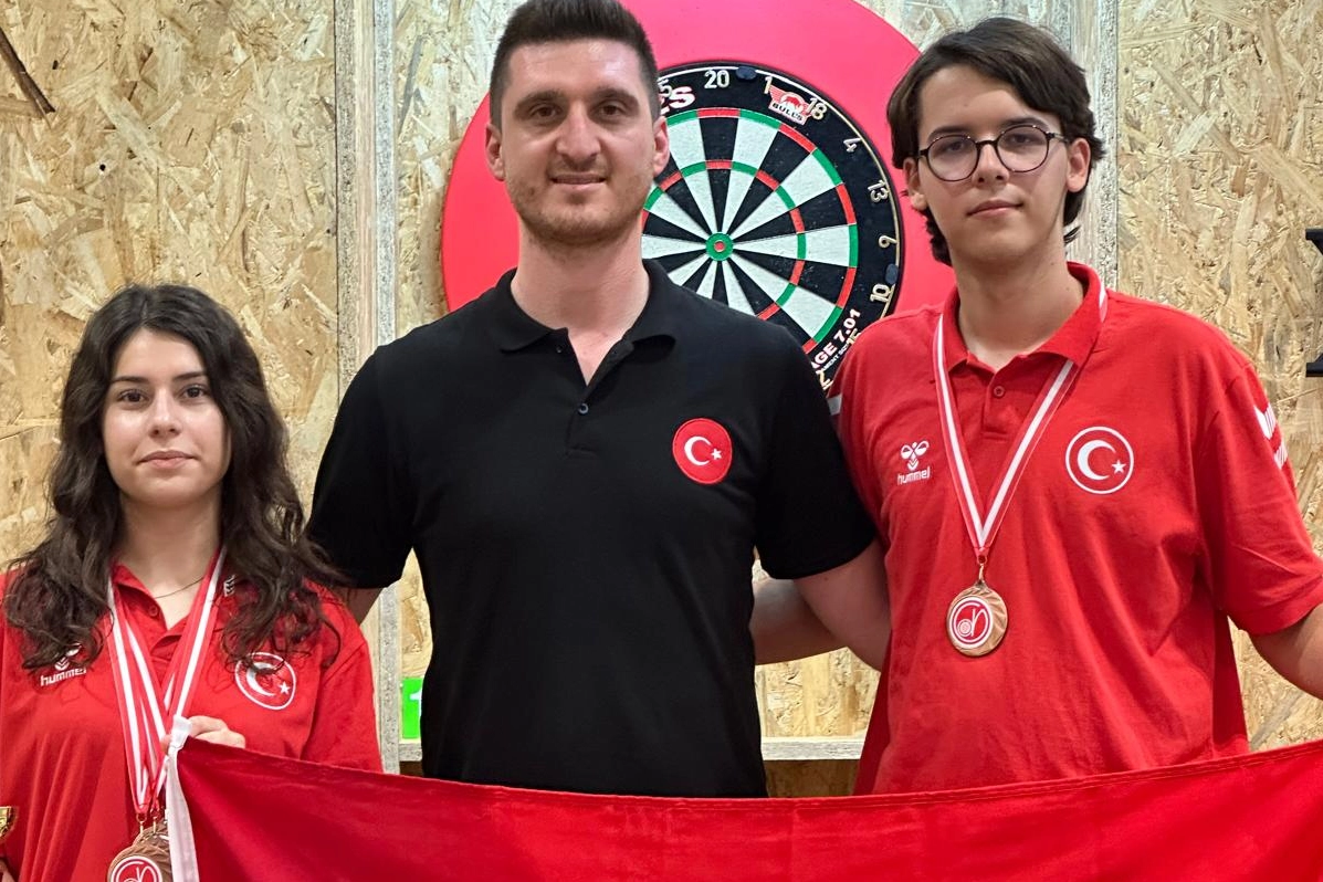 Bursa Yıldırımlı dartçılardan ‘milli’ gurur