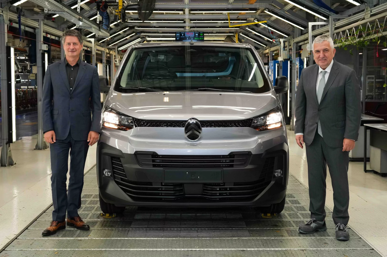 Citroën CEO’su Bursa’da… Berlingo üretimi için geri sayım