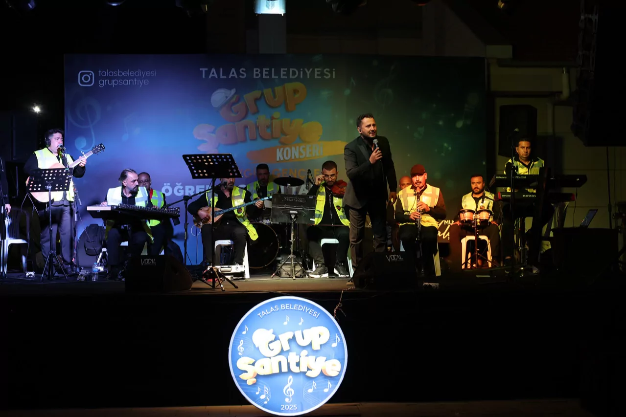 Kayseri Talas’ta Grup Şantiye rüzgarı tam gaz