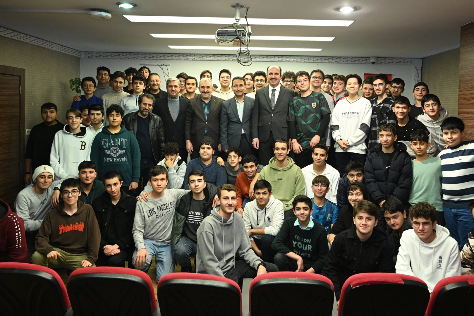 Konya Büyükşehir’den tüm öğrenci gruplarına tam destek