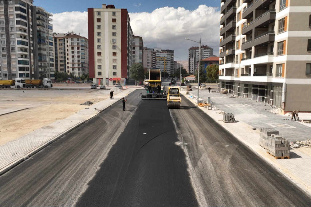 Konya Selçuklu’da asfalt çalışmaları sürüyor