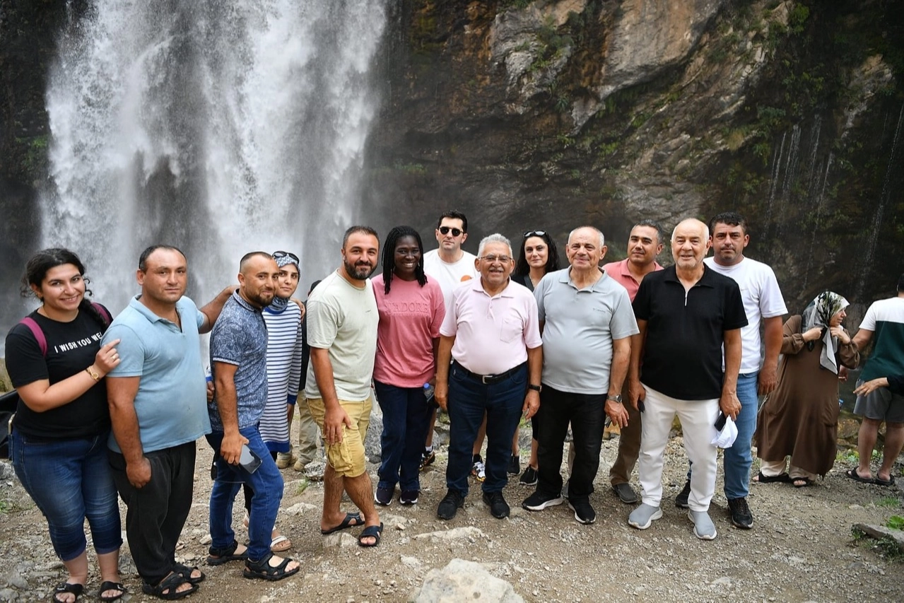 Memduh Büyükkılıç’tan ‘turizm’ mesajı