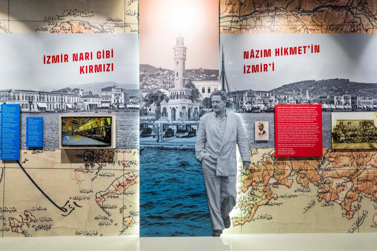 Nâzım Hikmet sergisi İzmir’de açıldı