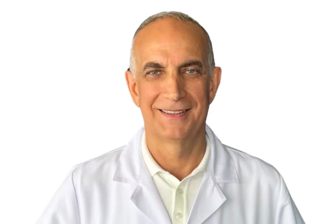 Op. Dr. Şeref Kayabaş’tan ‘göz muayenesi’ uyarısı