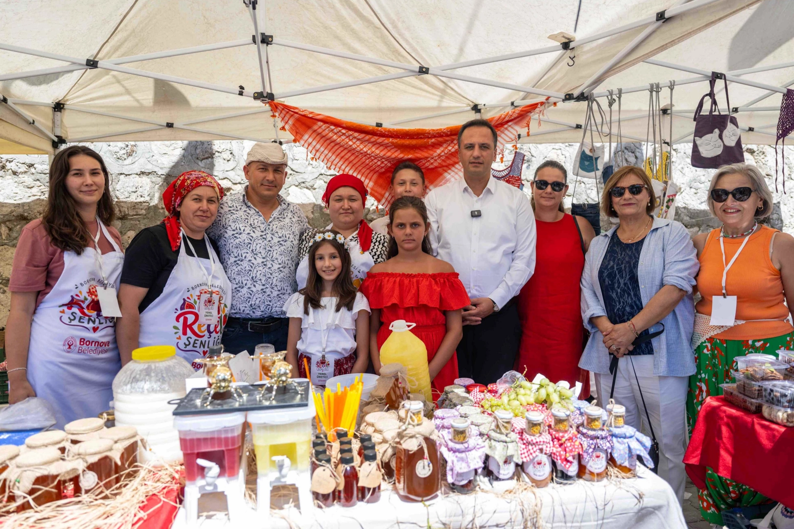 Bornova’da reçel şenliği… Reçel kapitalizmi yenecek!