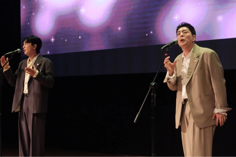Güney Koreli Müzik Grubu Hoondoo Türkçe şarkıları Çanakkale’de seslendiridi