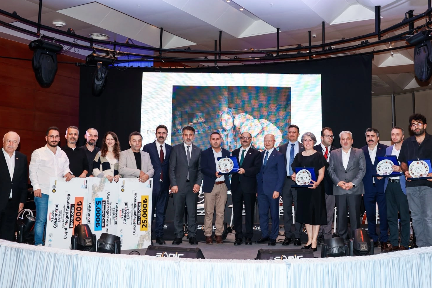 ‘Fetheden Lezzetler’e katkı sunanlara Bursa Büyükşehir’den teşekkür