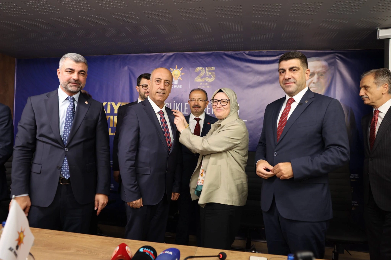YRP Mardin İl Başkanı Mahmut Özer AK Parti’’e katıldı 
