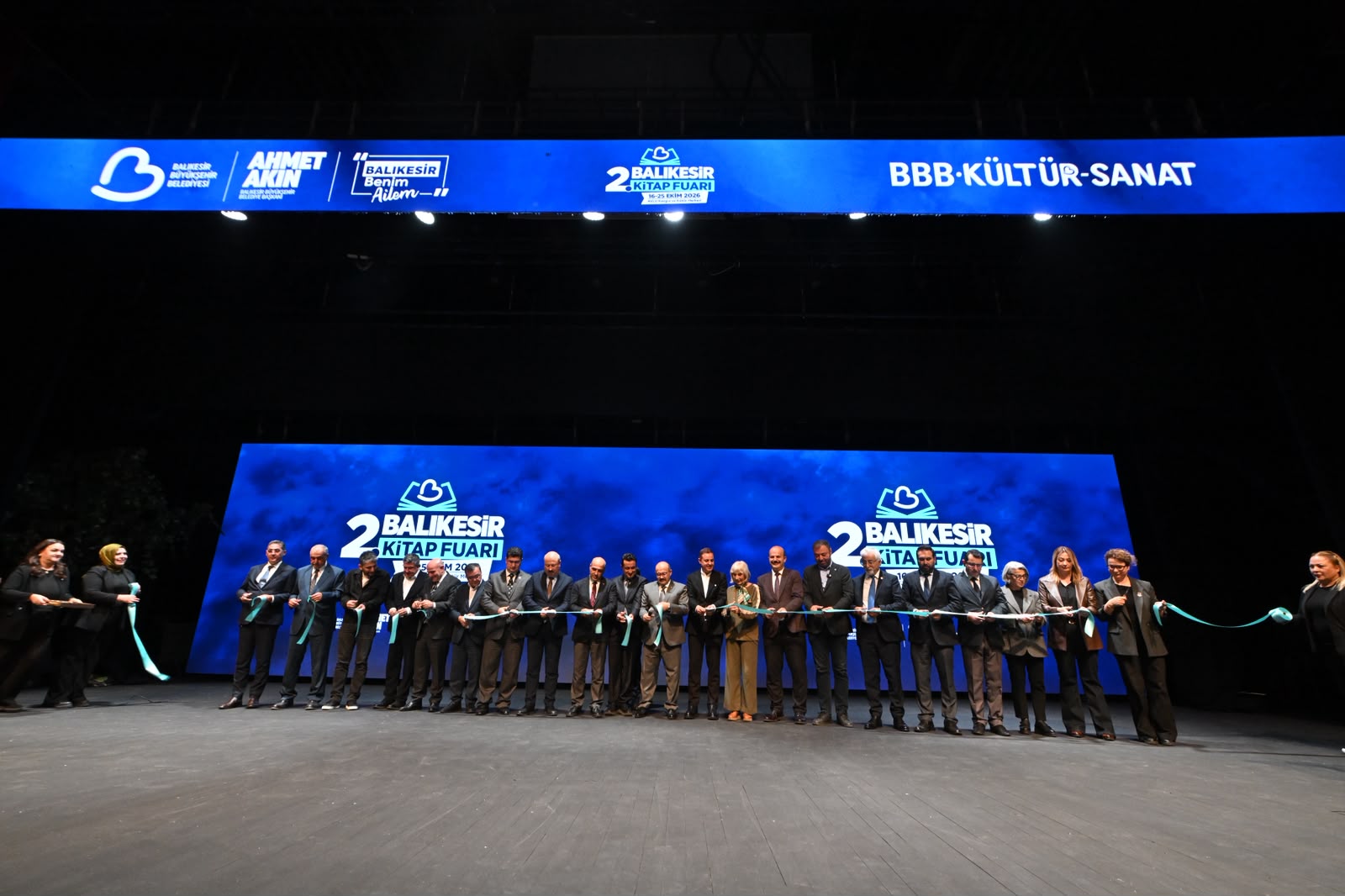 2.Balıkesir Kitap Fuarı kapılarını ziyaretçilere açtı