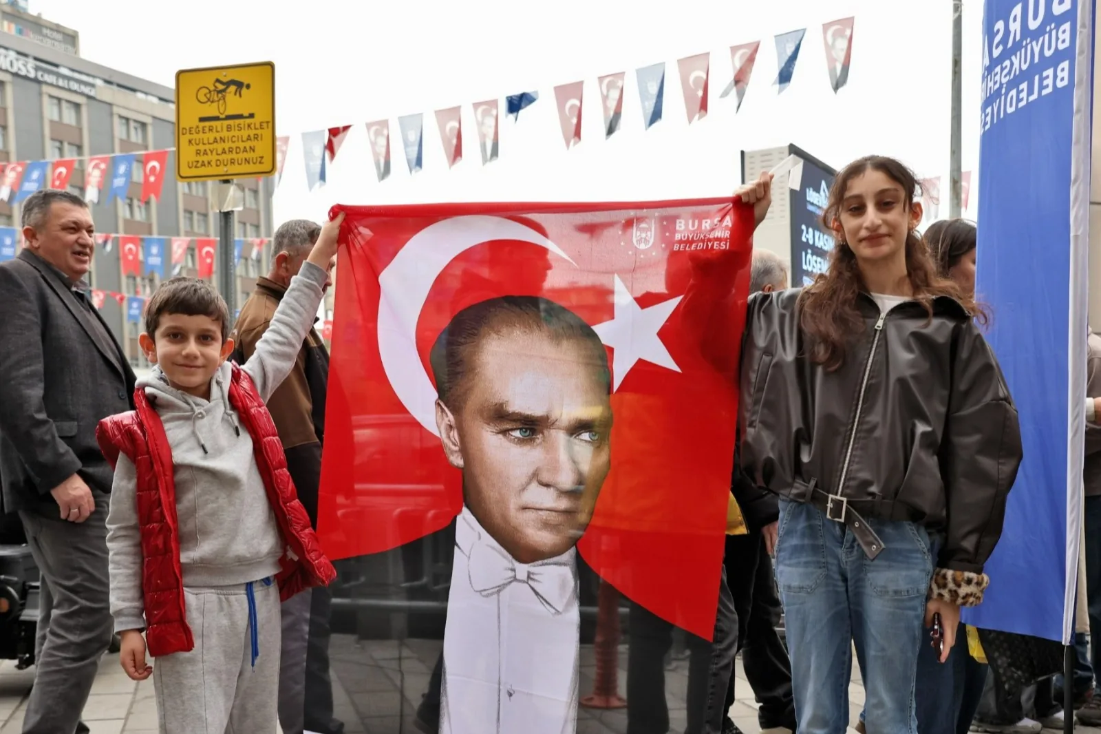 Bursa Büyükşehir’den 29 Ekim’e özel ‘Ata Posteri’