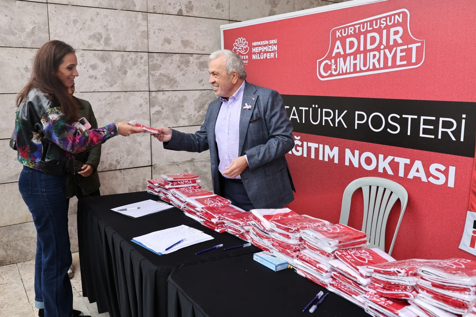 Bursa’da Atatürk posterleri Nilüfer’in her yerinde