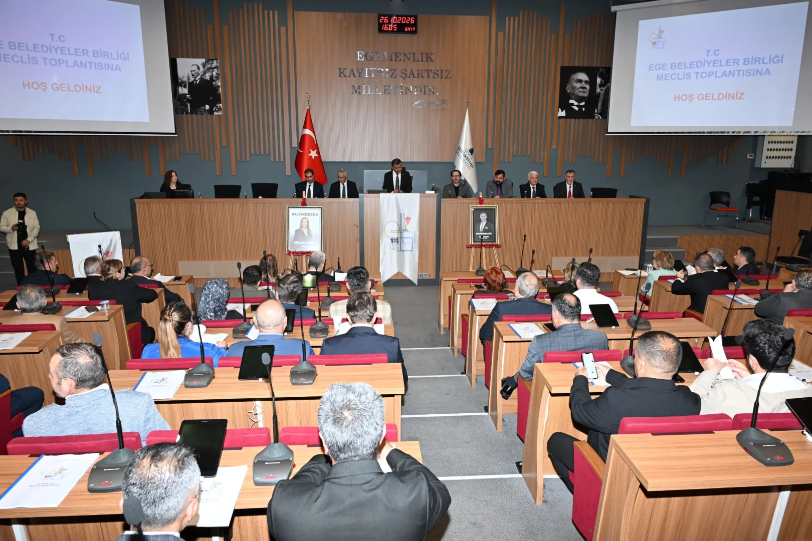 Ege Belediyeler Birliği İzmir’de toplandı