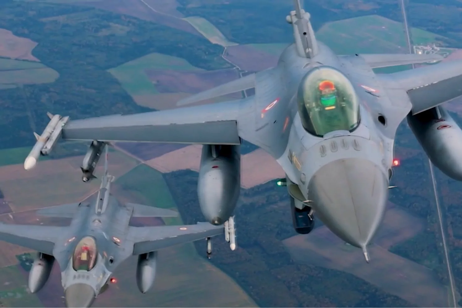Gökyüzünde güç birliği… Türk F-16’ları Litvanya’da