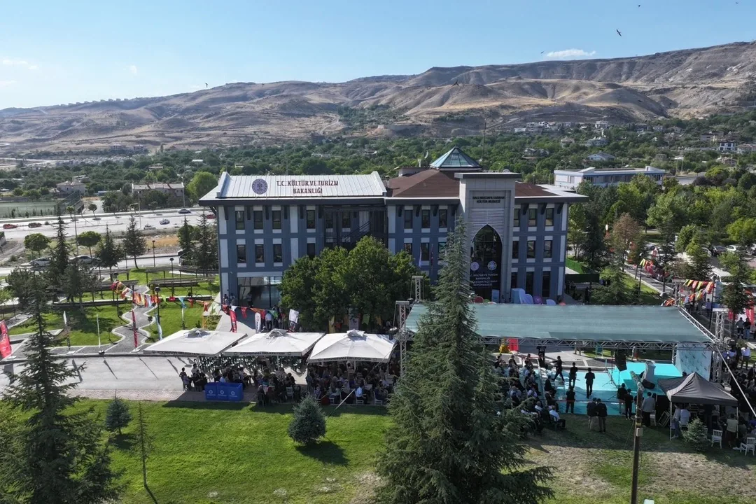 Kayseri Kocasinan’da kütüphane yatırımı