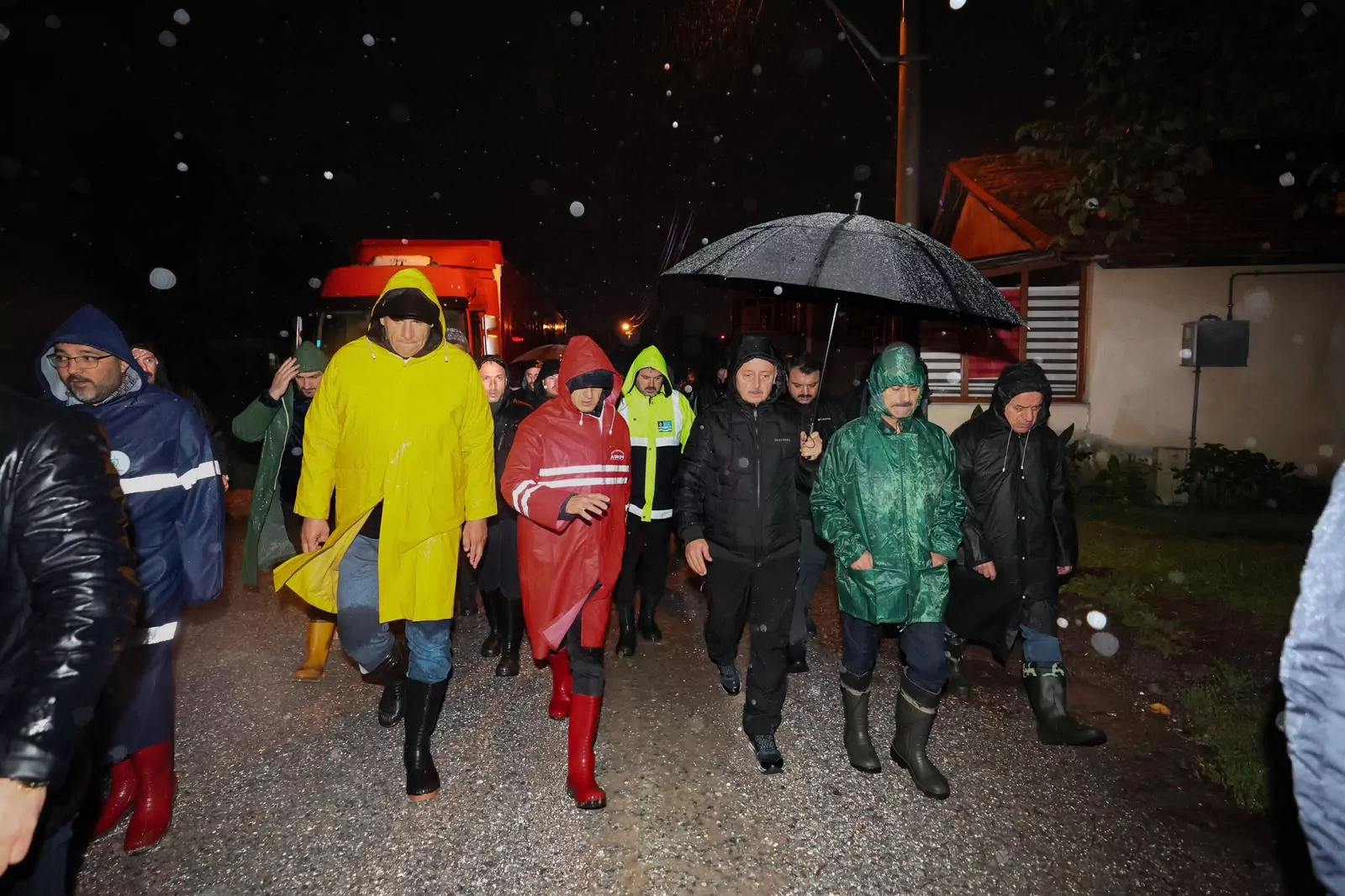 Kocaeli’de Vali Aktaş ve Başkan Büyükakın sahada
