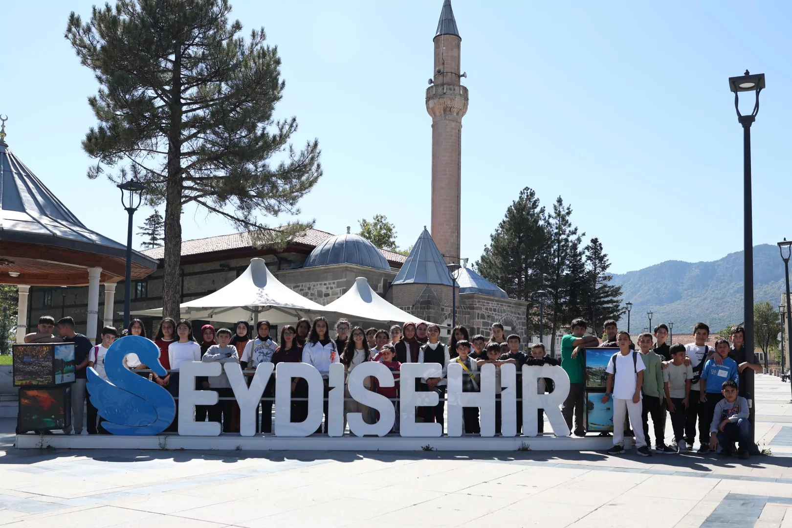 Konya’da başarılı öğrencilere kültür gezisi