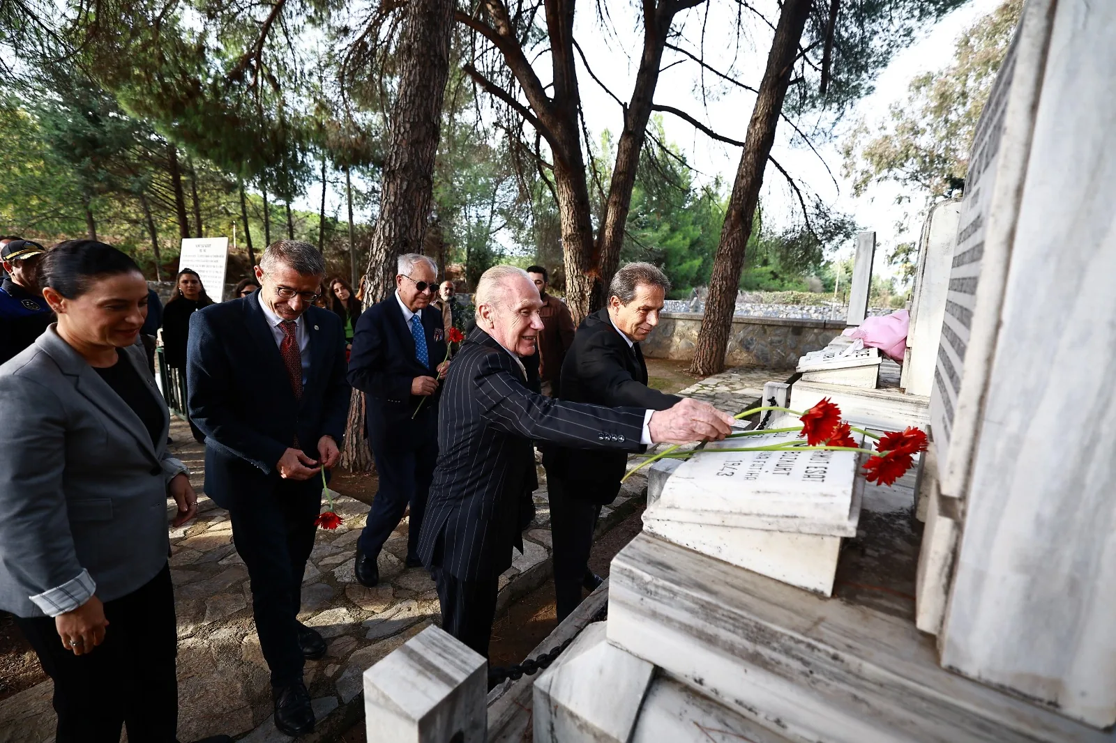 Mahmut Esat Bozkurt Efes Selçuk’ta unutulmadı