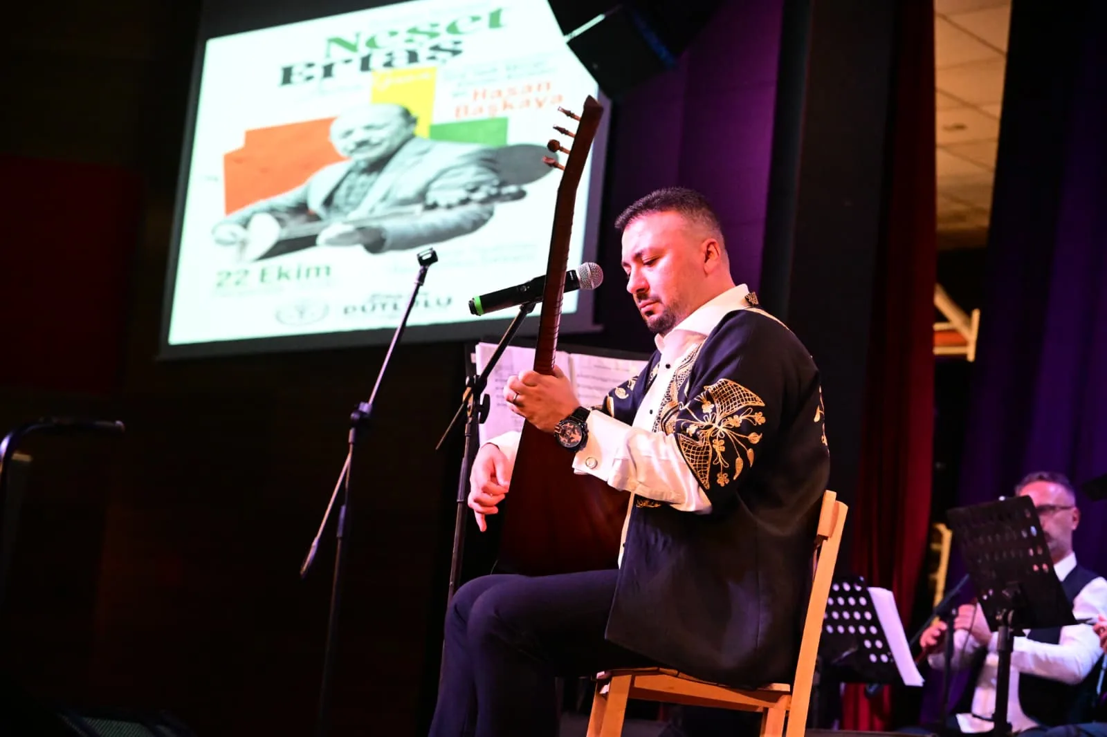 Manisa’da Neşet Ertaş türküleriyle unutulmaz gece