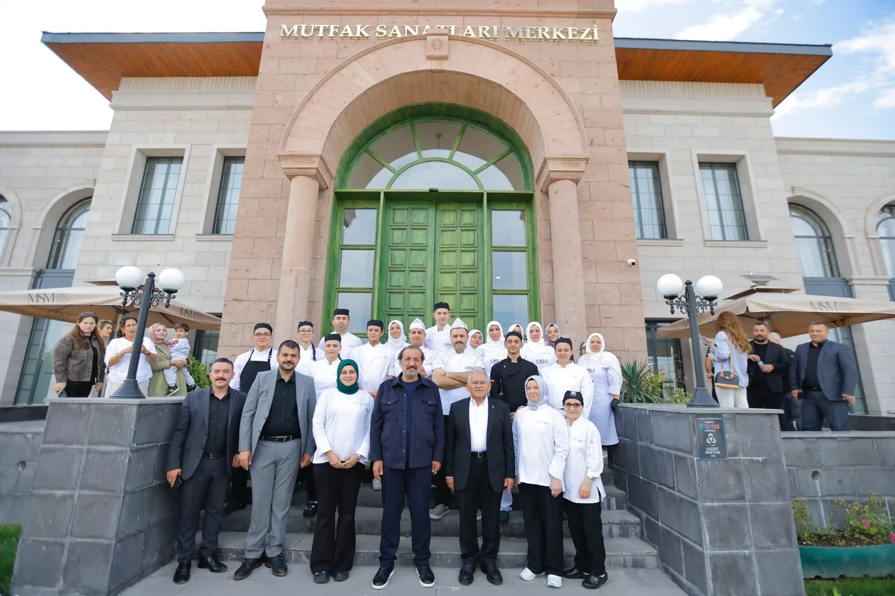 MasterChef’lerden Başkan Büyükkılıç’a övgü