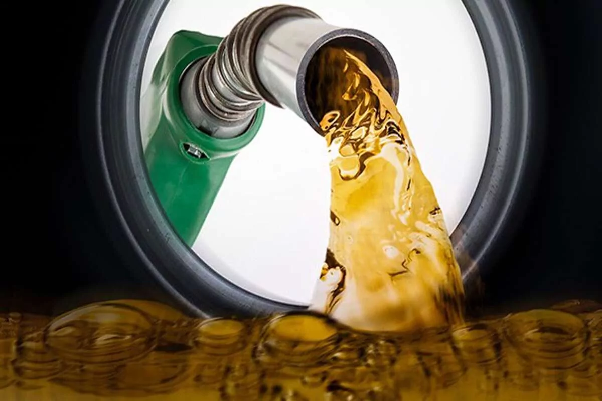 Benzine ikinci büyük indirim geldi