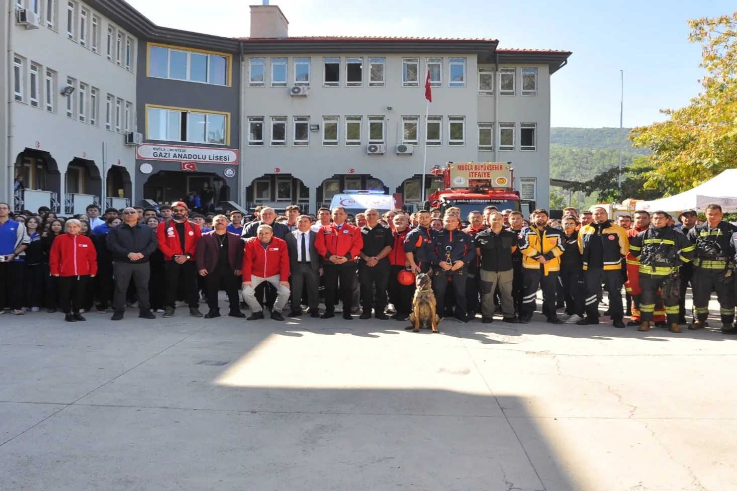 Muğla’da kurtarma ekiplerinden okulda ortak tatbikat